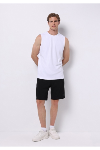 Colin's Regular Fit Mid Waist Plain Men's Black Shorts