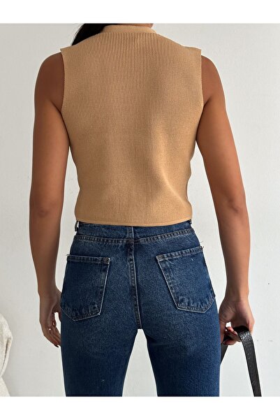 Vionne Women's Buttoned Knitwear Vest