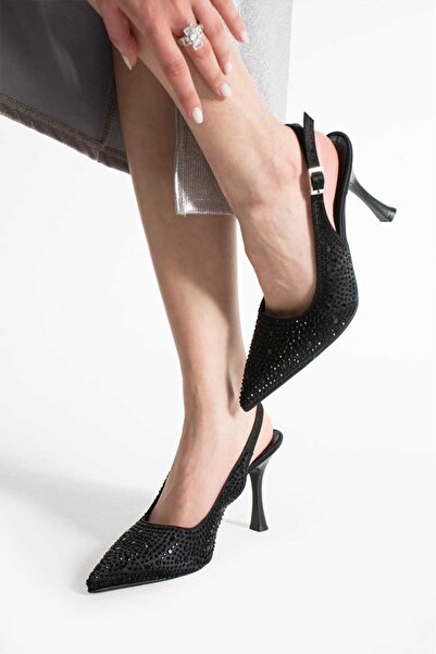 Mira style حذاء سهرة مطرز بالأحجار من كينجلي زاريفتي (9 سم)