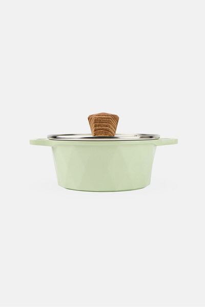BEBEHOME Cast Aluminum Casserole, Sage Green
