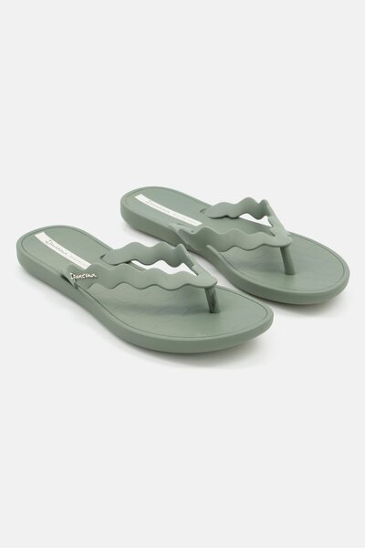 İpanema Kids Girl Plain Slip on Slippers, Green