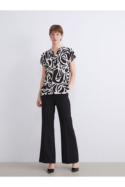 LC Waikiki Quality Parts from Celebi Store |   Leopard Collar Patterned Linen Blended Blouse