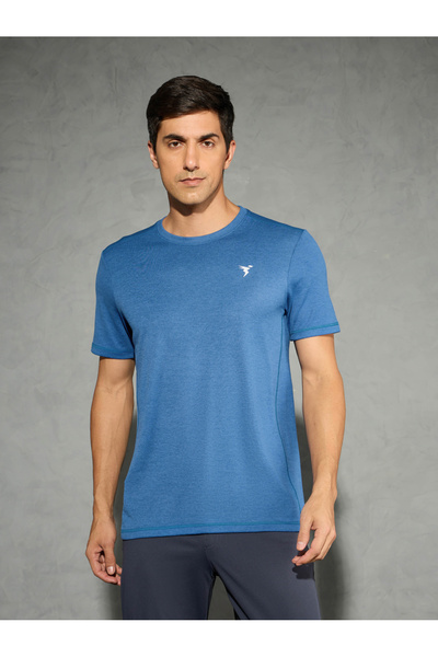 Technosport By Styli Men Solid Slim Fit Crew Neck T-Shirt