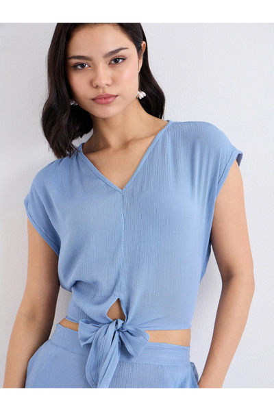 Styli Blue Front Knot Crop Top and Pants Co-Ords