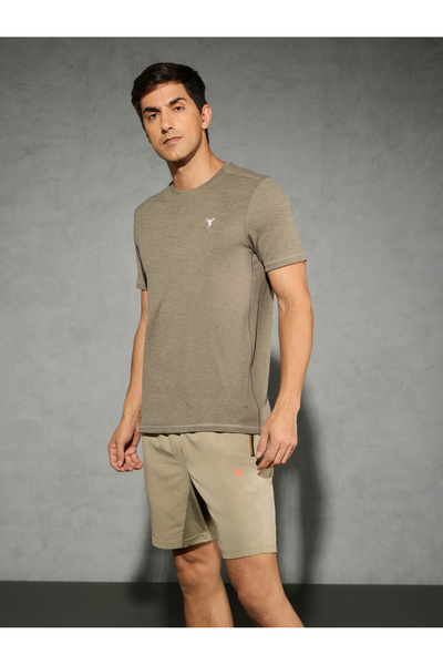 Technosport By Styli Men Solid Slim Fit Crew Neck T-Shirt
