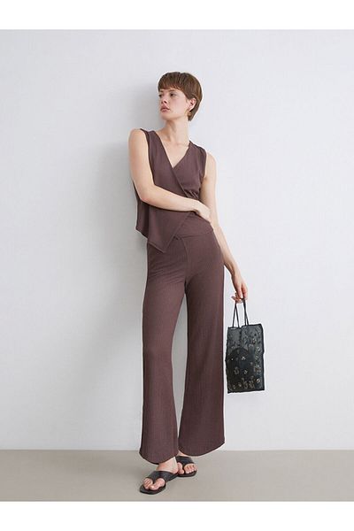 LC Waikiki Create Your Style from Uzg Store |   Textured Women's Trousers with Elastic Waist