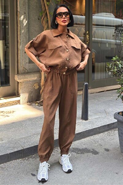 Lijuri مجموعة مريحة مرنة مفصلة بزر ذهبي 10243