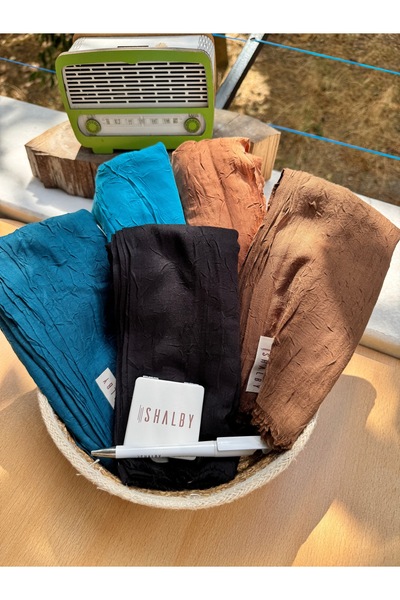 shalby Set of 5 Bamboo Shawls in Wicker Basket with Makeup Mirror and Pen Gift