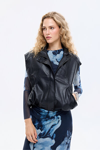 Quzu Стильний шкіряний жилет з високим коміром, чорний