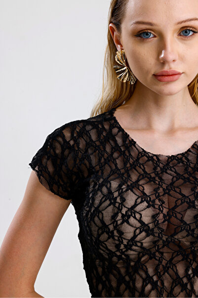 Sense Dirty Stitched Lace Crop Blouse |   Bust36335 Black