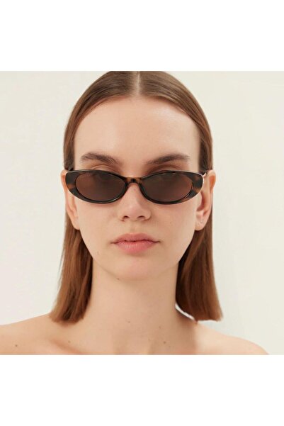 Gucci Oval Women's Sunglasses Gg1680S 004 52-17, Acetate, Brown Frame