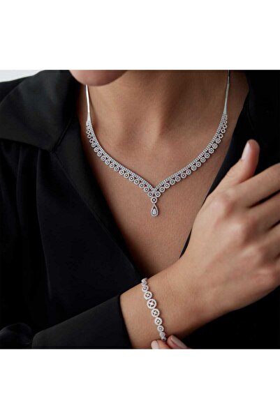 Cherry by Özkonak Drop Circle Set