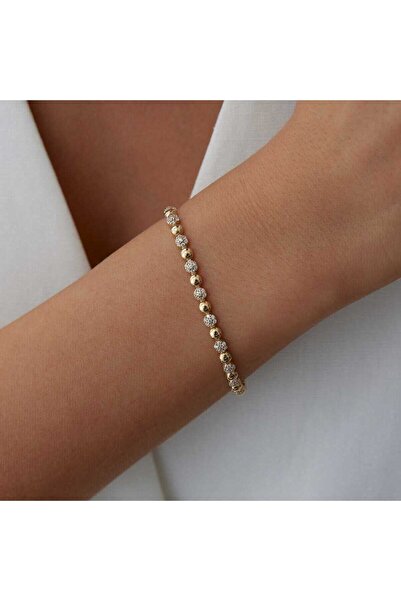 Cherry by Özkonak Orbita Point Set