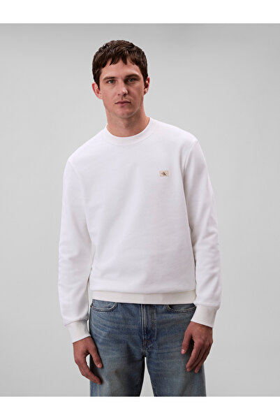 Calvin Klein بلوفر رجالي من كالفن كلاين مصنوع من القطن الأبيض بشعار تيري وياق...