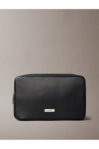 Calvin Klein Men Black Full Grain Leather Wash Bag