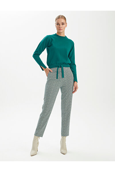 BGN workshop YUN KARISIM PULOVER TRICOTAT CU CORDĂ LA TĂLA