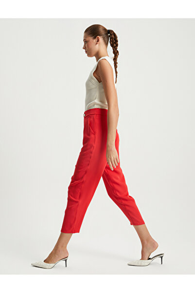 Genel Markalar Kırmızı - Kemer Detaylı Saten Pantolon