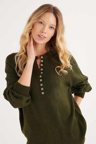Tudors Women's Oversize Wide Cut Button Collar Green Sweater