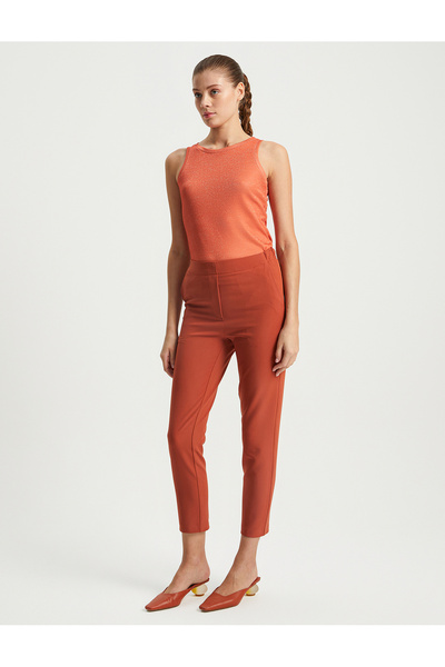 BGN workshop Tight Fitted Pants