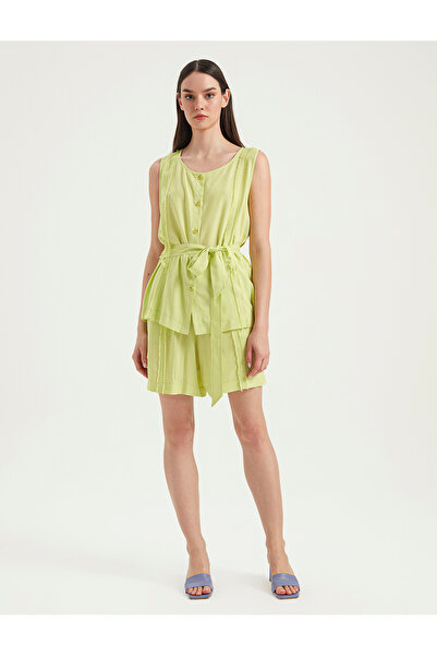 BGN workshop BAGLAMA DETAYLI VISKON GOMLEK