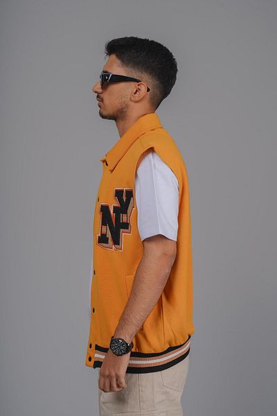 king brich Men's Oversize Mold Appliqued Vest