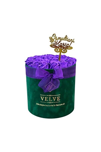 velve Aranjament Radiance, in cutie verde, cu 25 trandafiri din sapun, topper...