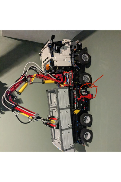OEM Wall bracket for Lego Technic 42043 Mercedes-Benz Arocs 3245