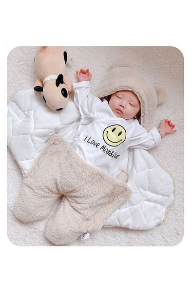 Superbaby Cream blanket for swaddling overalls