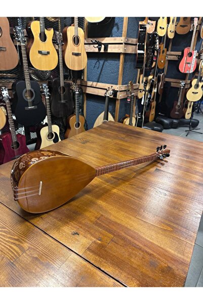 PENA MÜZİK Uzun Sap Profesyonel Ceviz Ağacı Cura 28 Tekne Jak Girişli