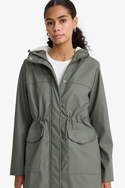 DeFacto Regular Fit Hooded Faux Leather Raincoat E8575Ax25Wn
