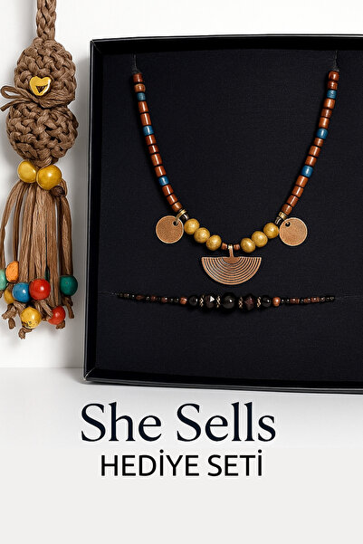 She Sells مجموعة هدايا مصنوعة يدويًا من حقيبة سوار وقلادة بتصميم خاص على شكل قلب مطلي بالذهب وخرز ملون
