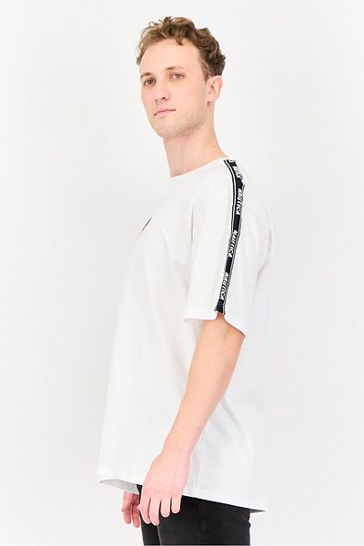 Nautica Men Oversized Fit Short Sleeve Outdoor T-shirt, White