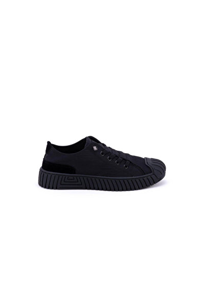 trender Vigor Black Women's Sneaker