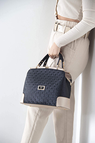 Silver Polo Women's Hand and Crossbody Bag 706