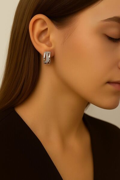 BY YASİN TOPÇU Stone Wave Model Earrings