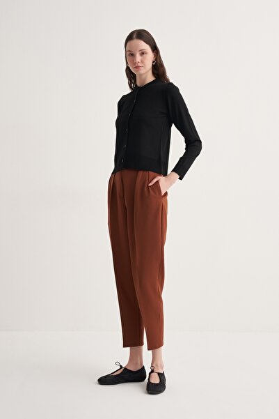EBU Prive Women's Double Pleated Trousers Brown