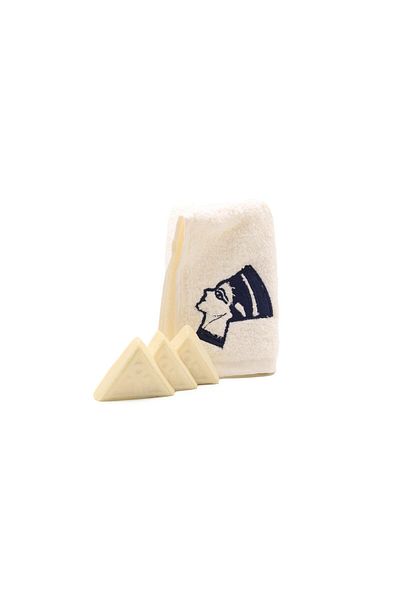 NEFERTARİ Great Pyramids Box – 4 Pieces