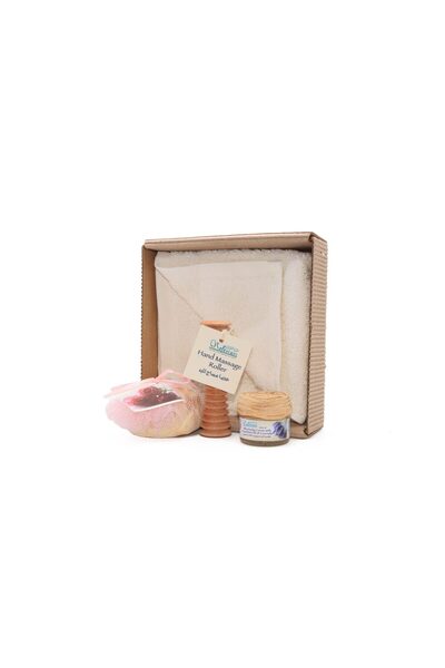 NEFERTARİ Nefertari Mini Rose Body Care Set - 4 Pieces