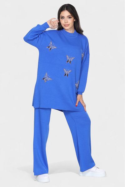 NEWCO Comfortable and Stylish Side Slit Knitwear Double Set Butterfly Motif Stone Embroidered Top and Pants