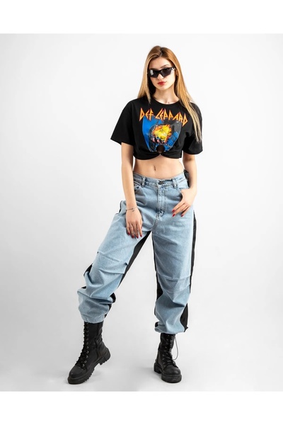 Bak Moda Def Ceppard Printed Ring Detailed Crop