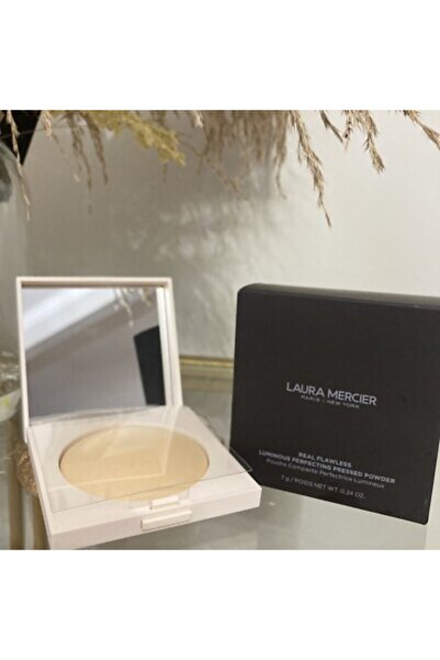 Laura Mercier Real Flawless Luminous Perfecting Pressed Powder Translucent Honey