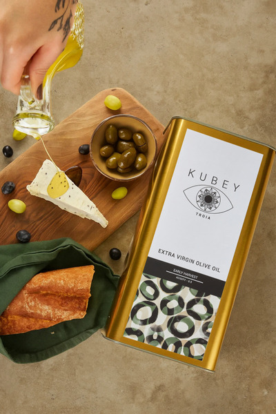 KUBEY NATURALS Soğuk Sıkım Natürel Sızma Zeytinyağı, Erken Hasat (5 lt)