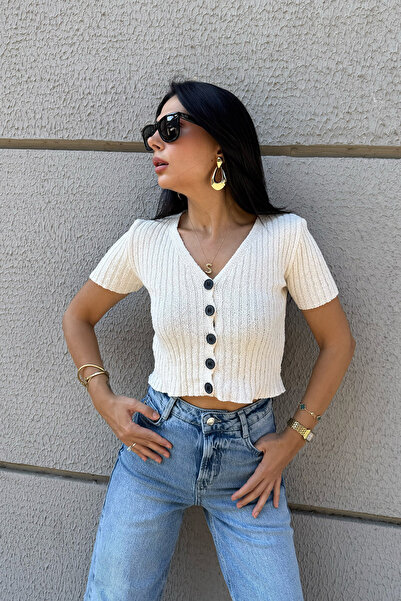 Seda Yalçın Atelier Cream V-Neck Black Buttoned Sweater