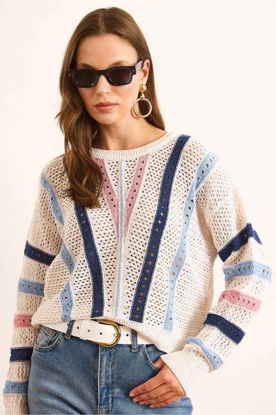 Olalook Women's Ecru Lopside Knitted Seasonal Knitwear Blouse Blz-19003083