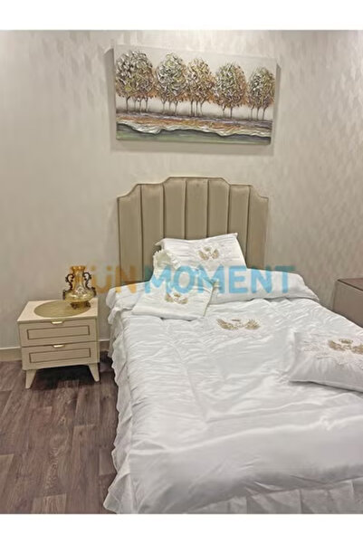 Fun Moment طقم سرير أطفال مطرز باللون الذهبي