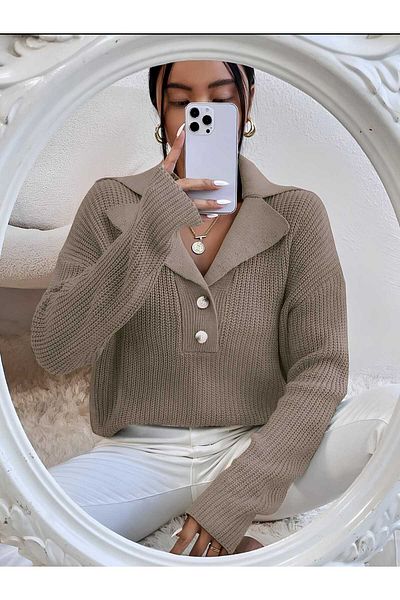 Gülçin Coşkun Buttoned Jacket Collar Comfortable Fit Women's Knitwear Sweater