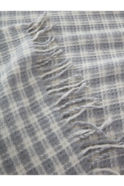 sarra Double Personality Fringed Skating Blanket