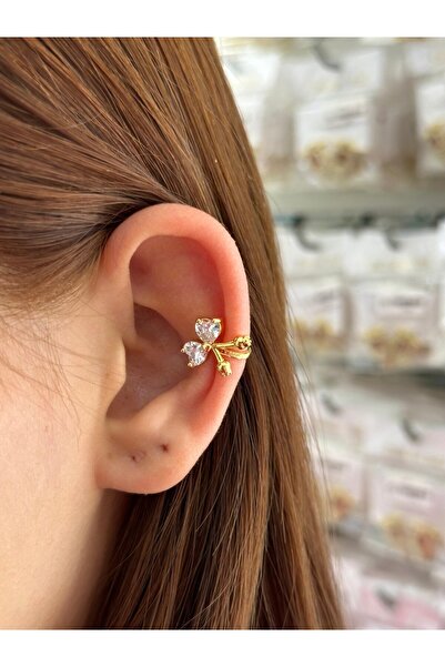 BY YASİN TOPÇU Çelik altın renk yonca motifli kıkırdak küpe