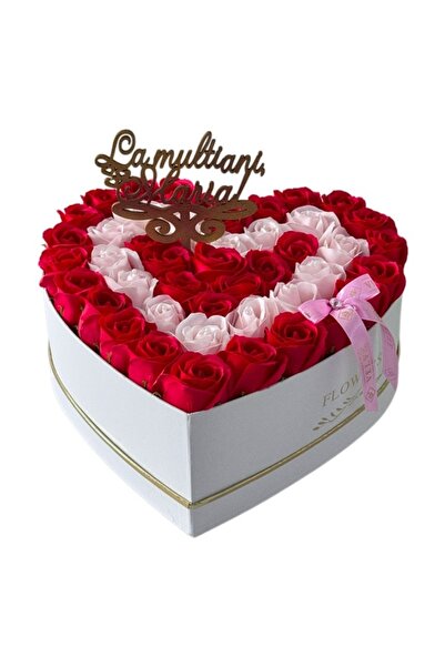 velve Aranjament Passion, 45 trandafiri sapun, in cutie tip inima, topper " L...