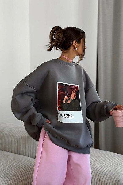 The Champ Clothing Γυναικείο φόρεμα oversize καπνιστό – 3 κλωστές με ριμπ, λαιμόκοψη, Pantone - με στάμπα πριγκίπισσας